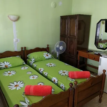 Guest house Reni